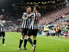 湖人高层携,家人参与黑,人运动支持,耀世娱乐,耀世娱乐官网,耀世娱乐官网玩家首选